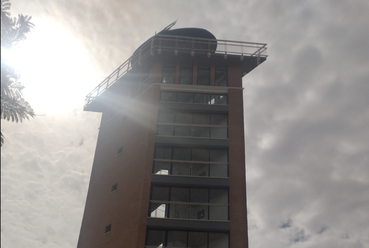Imagen de la torre de bomberos del parque de Jerez.