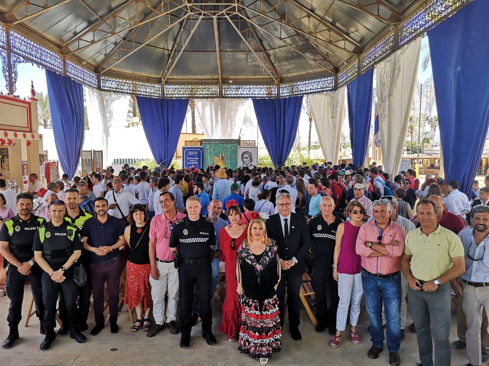 Convivencia con trabajadores municipales responsables de tener una de las mejores ferias del mundo.