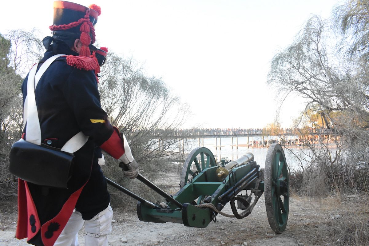 Un momento de la recreación de la Batalla del Trocadero.