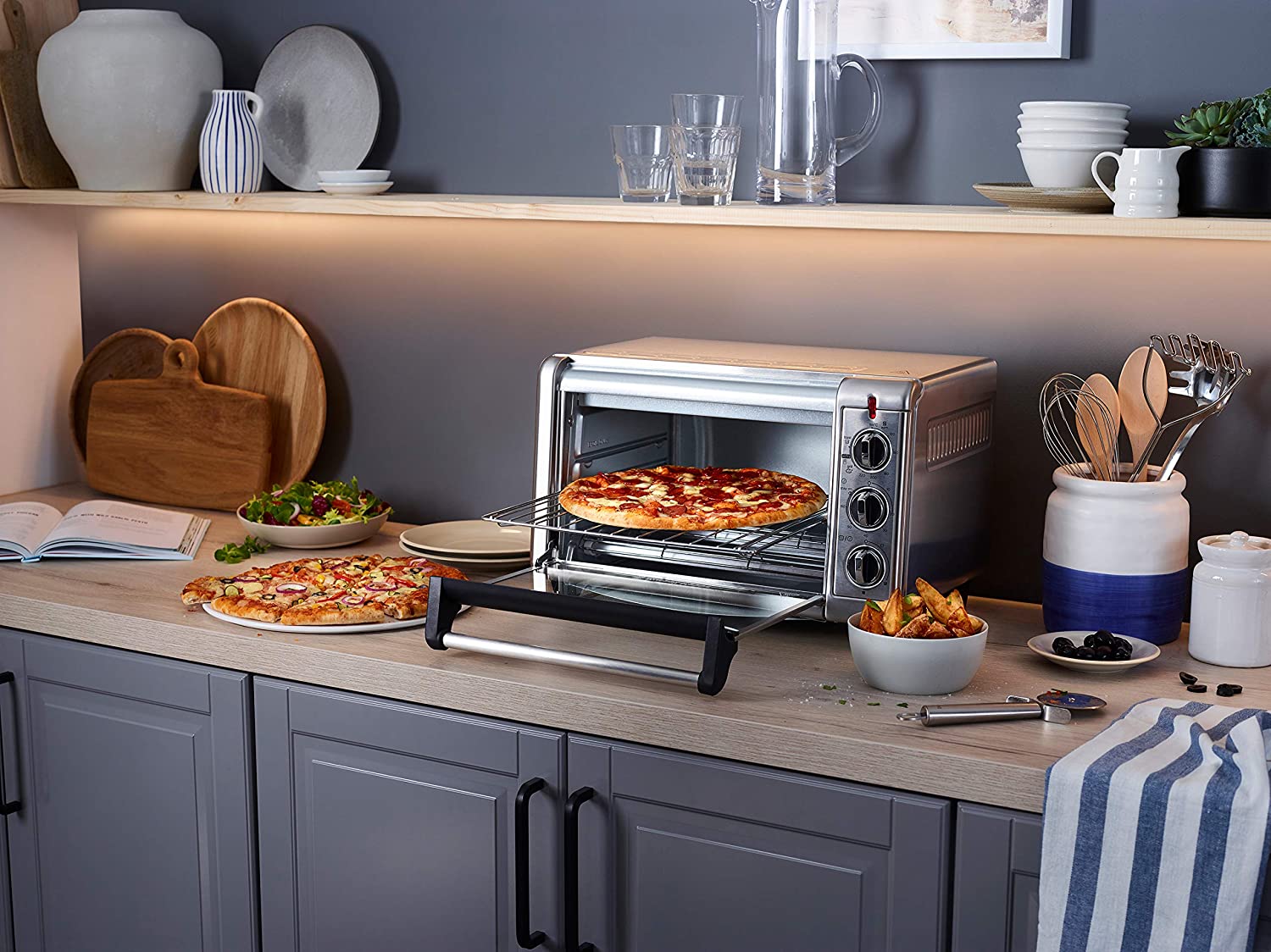 Un mini horno de primera marca para hacer las pizzas más rápido, rebajado al 40% en Lidl.