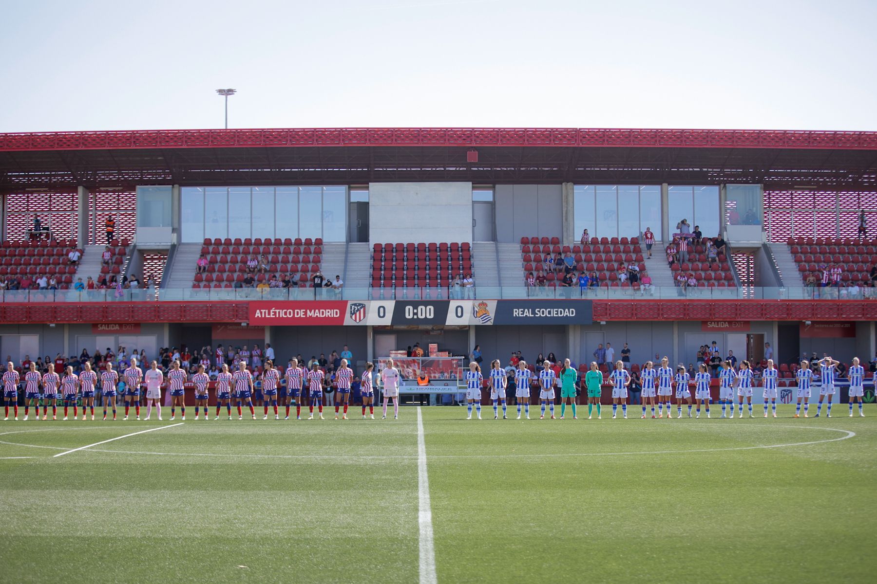 Imagen del Atlético-Real Sociedad sin las árbitras.