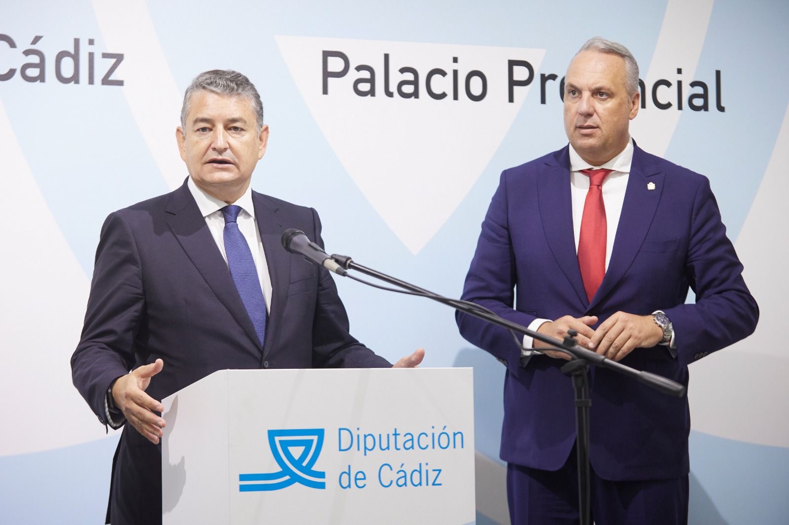 Antonio Sanz y Ruiz Boix en rueda de prensa. DIPUTACIÓN