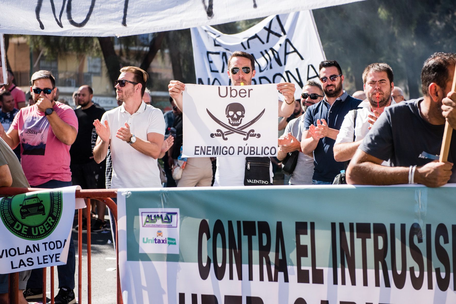 Manifestación de taxistas en Sevilla, en días pasados, contra el decreto que regulará los VTC en Andalucía.