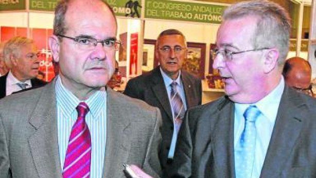 El consejero Antonio Fernández era una persona de la confianza de Manuel Chaves