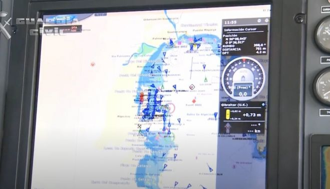 Radar de una patrullera de la Guardia Civil en Algeciras. GC