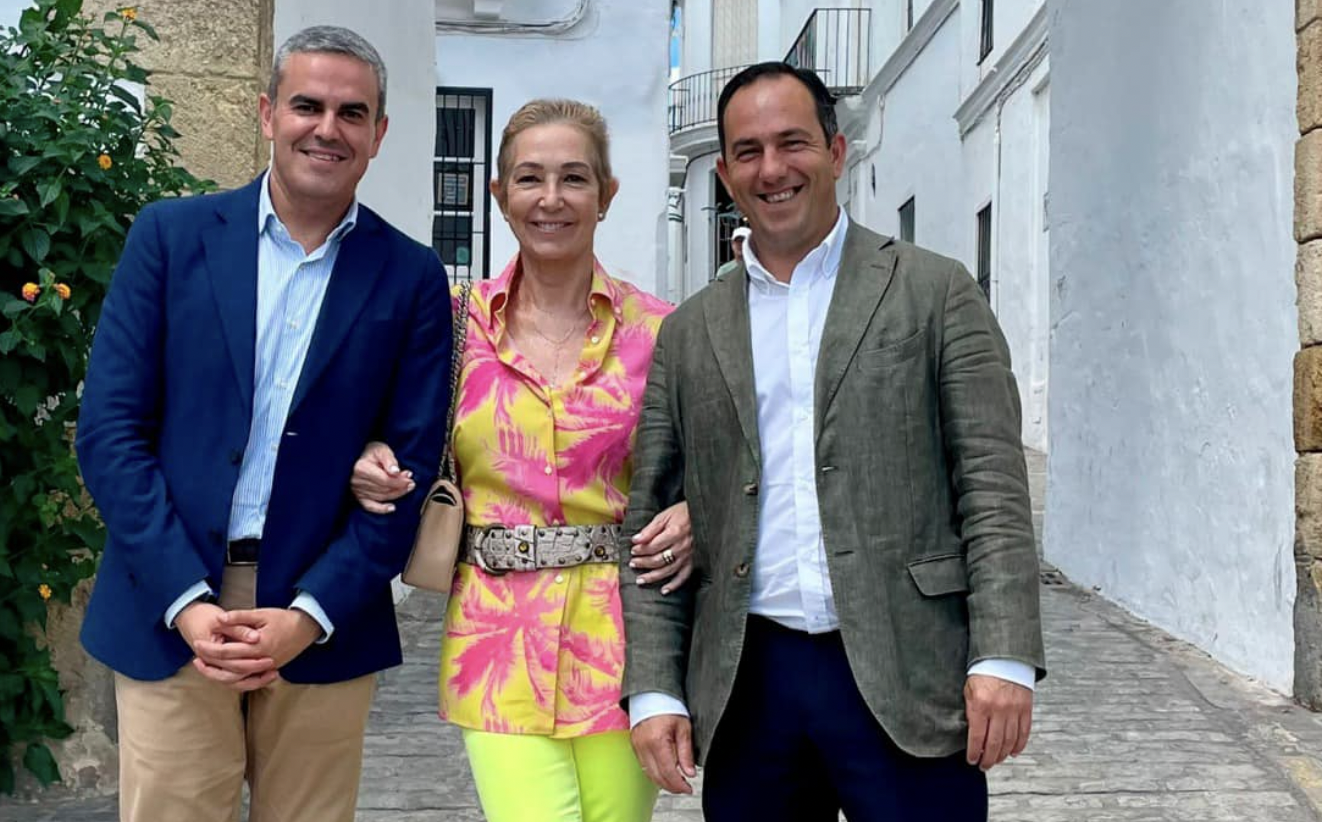 Ana Rosa vuelve a Vejer: "Pronto nos veremos de nuevo".