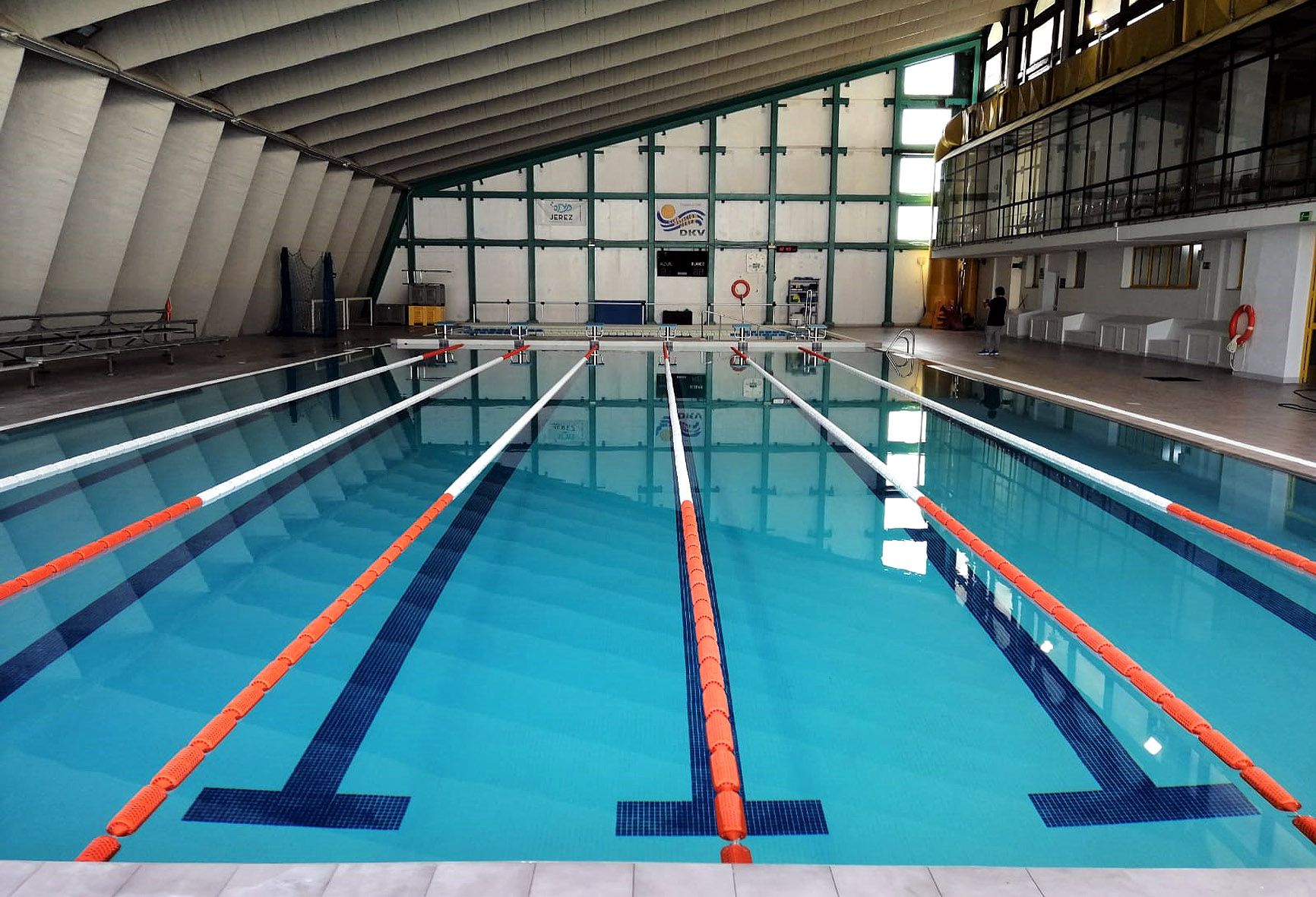 Piscina cubierta José Laguillo, en una imagen de archivo.