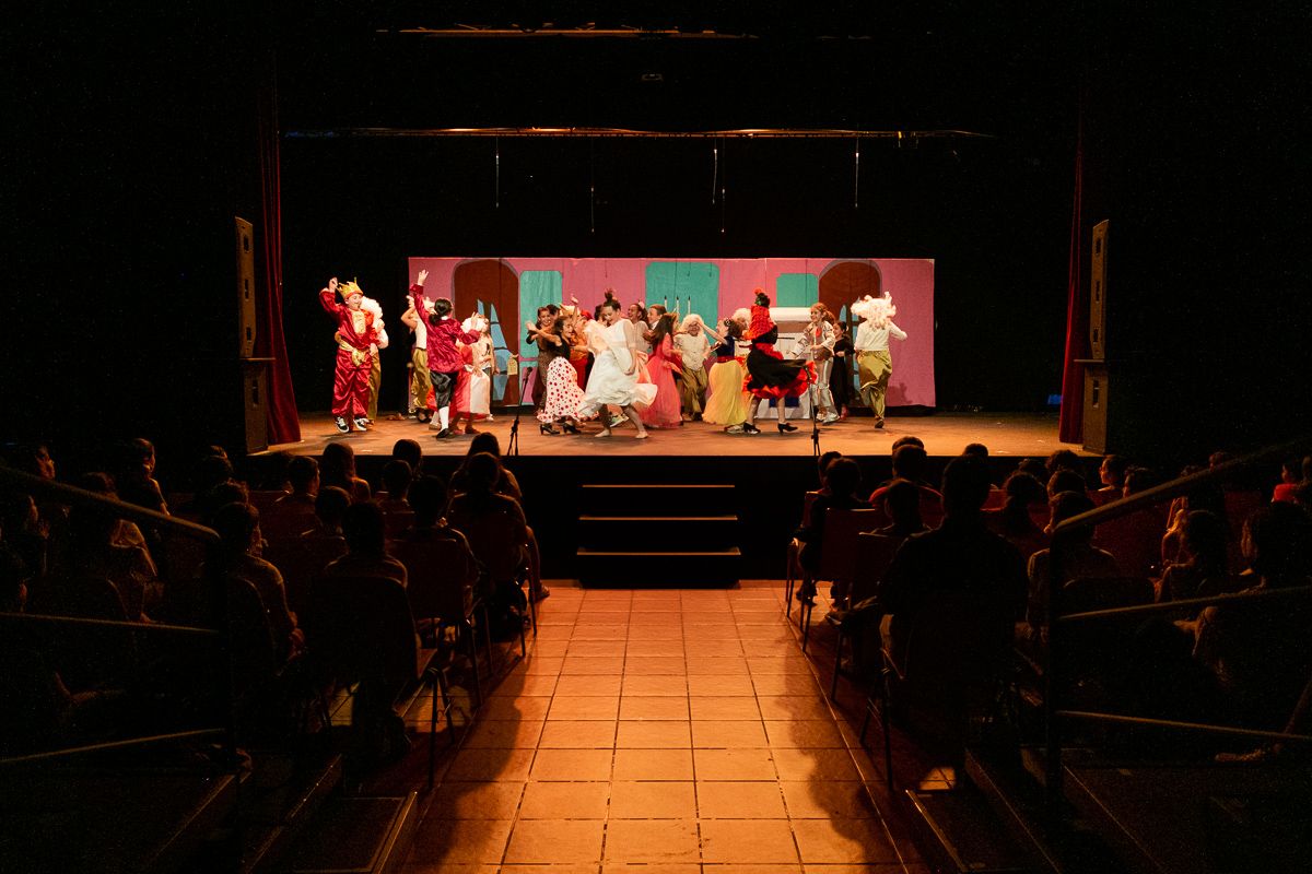 Una muestra de teatro escolar en Jerez. FOTO: MANU GARCÍA
