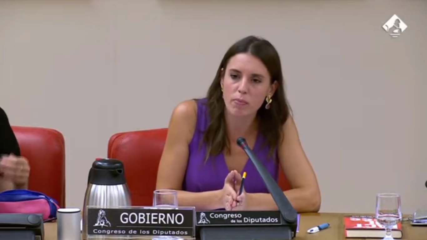 Irene Montero durante su intervención. Rebajan la condena a un hombre que violó a su exmujer en Granada por la ley de 'solo sí es sí'