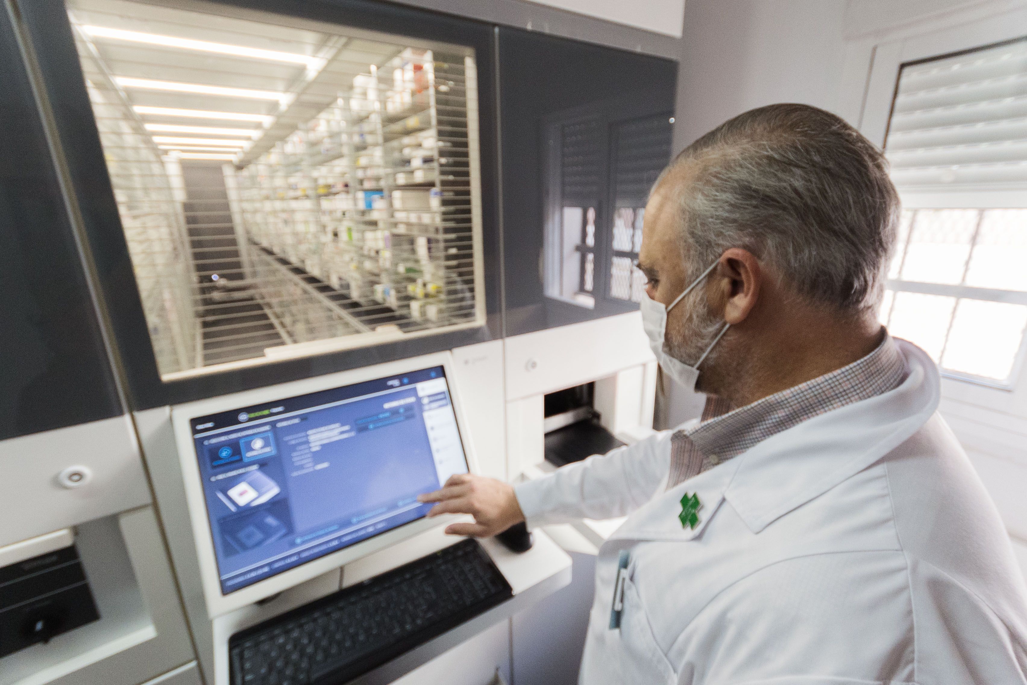 El interior de una farmacia.