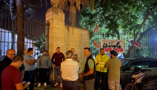 Concentración de trabajadores a las 08.12 hoy. CCOO