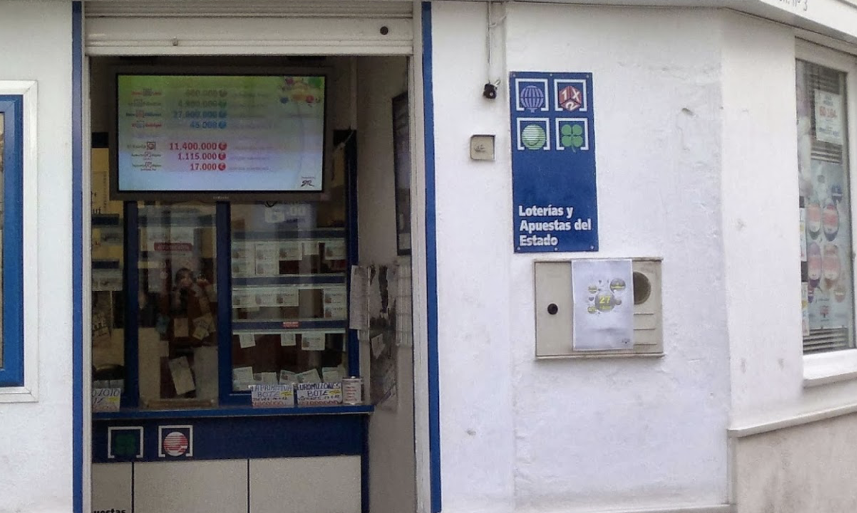 Un despacho de Loterías de Arcos, en una imagen de Google.