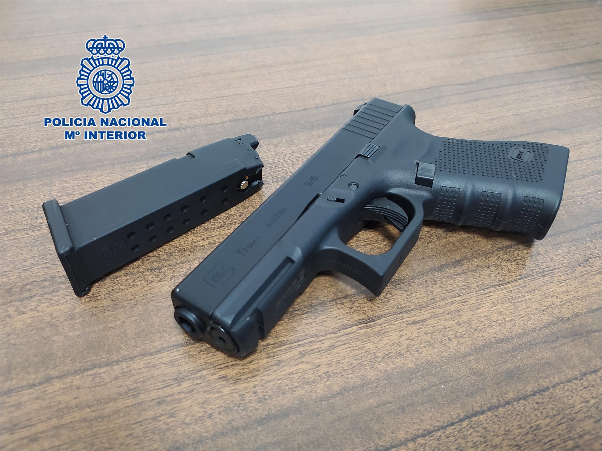 Intento de homicidio en Sevilla: encañona a una niña y dispara al padre en una mano. Imagen de archivo de la Policía.