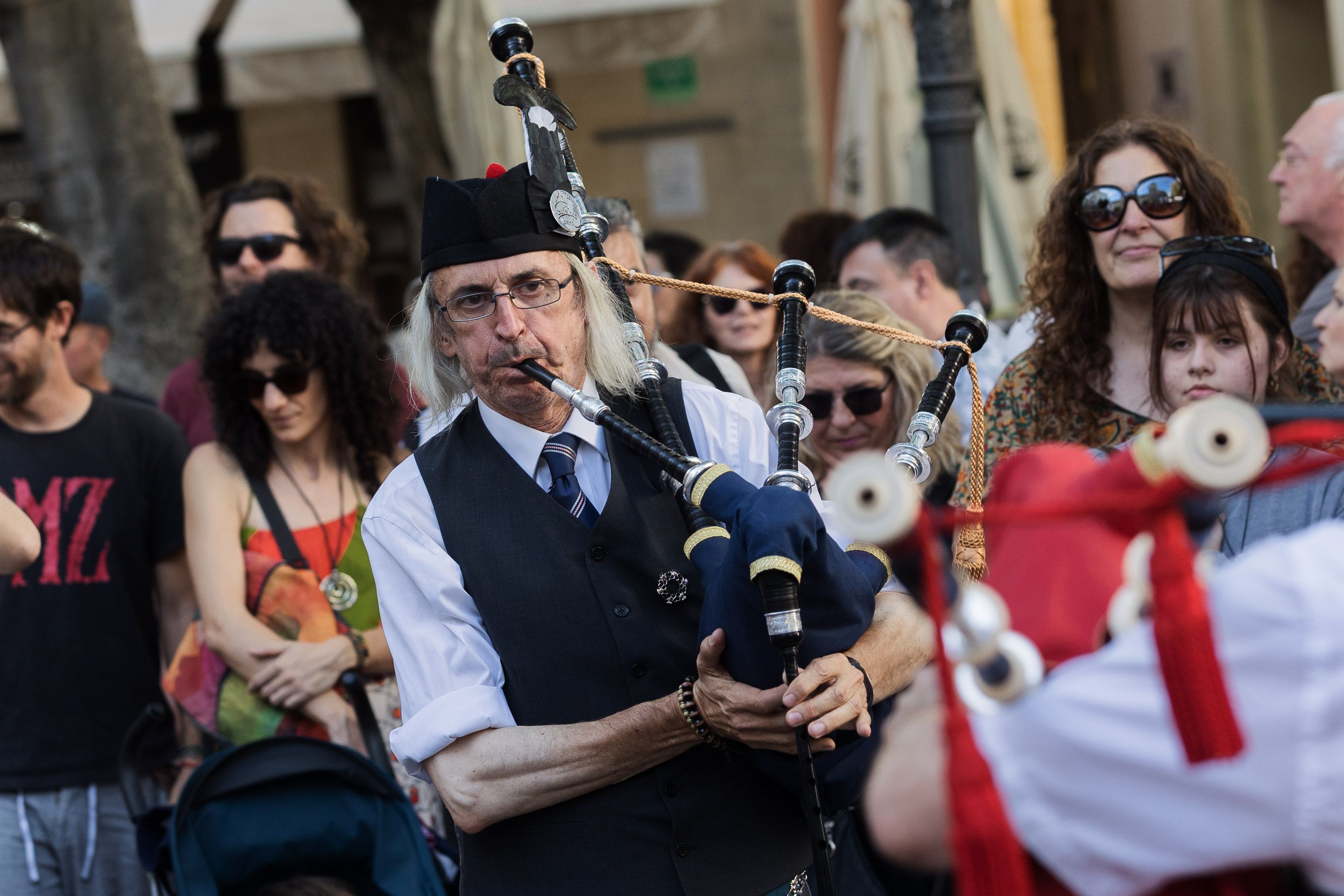Sur Pipes Band 2 Sur Pipes Band 2