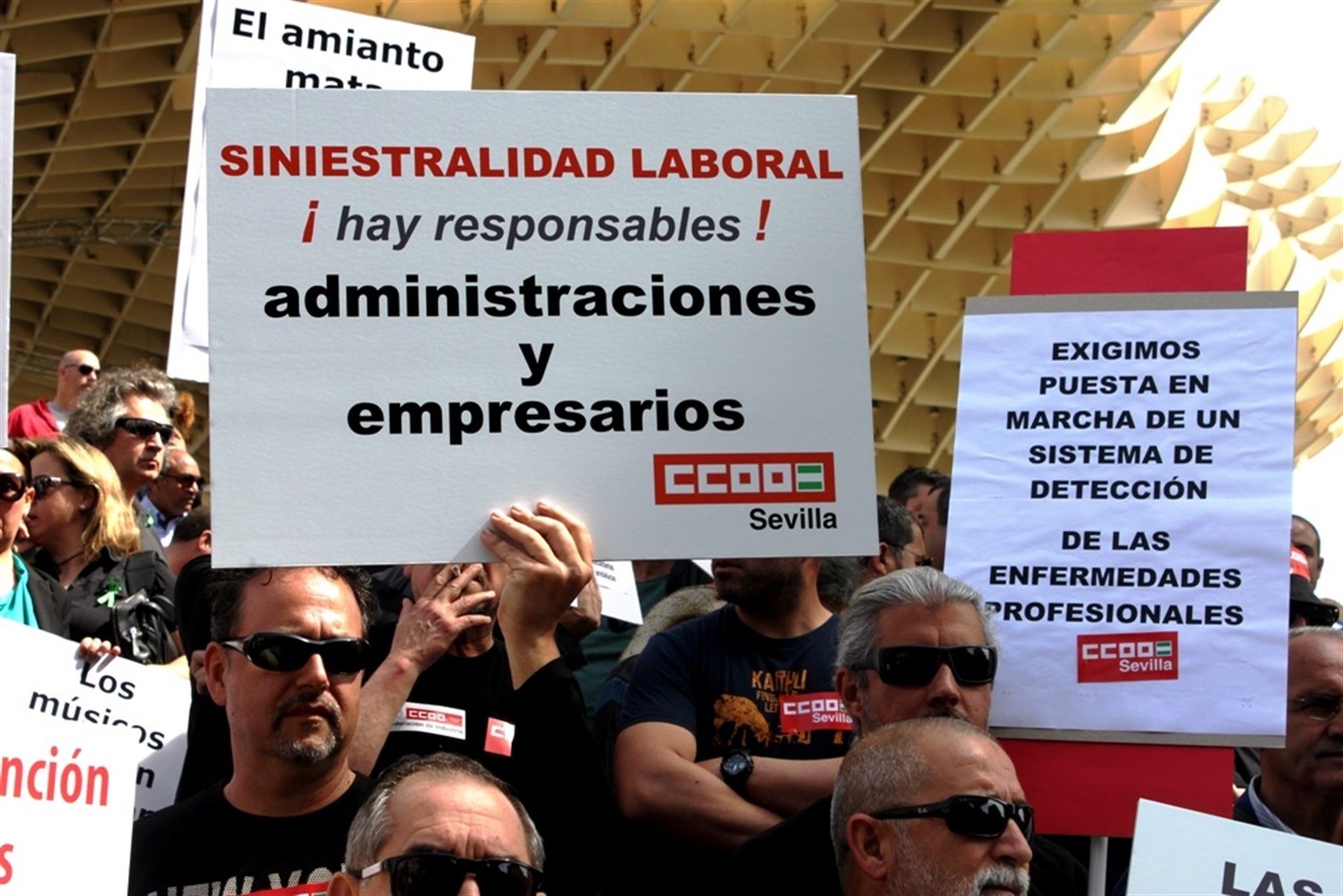 Una protesta de CCOO en Sevilla.