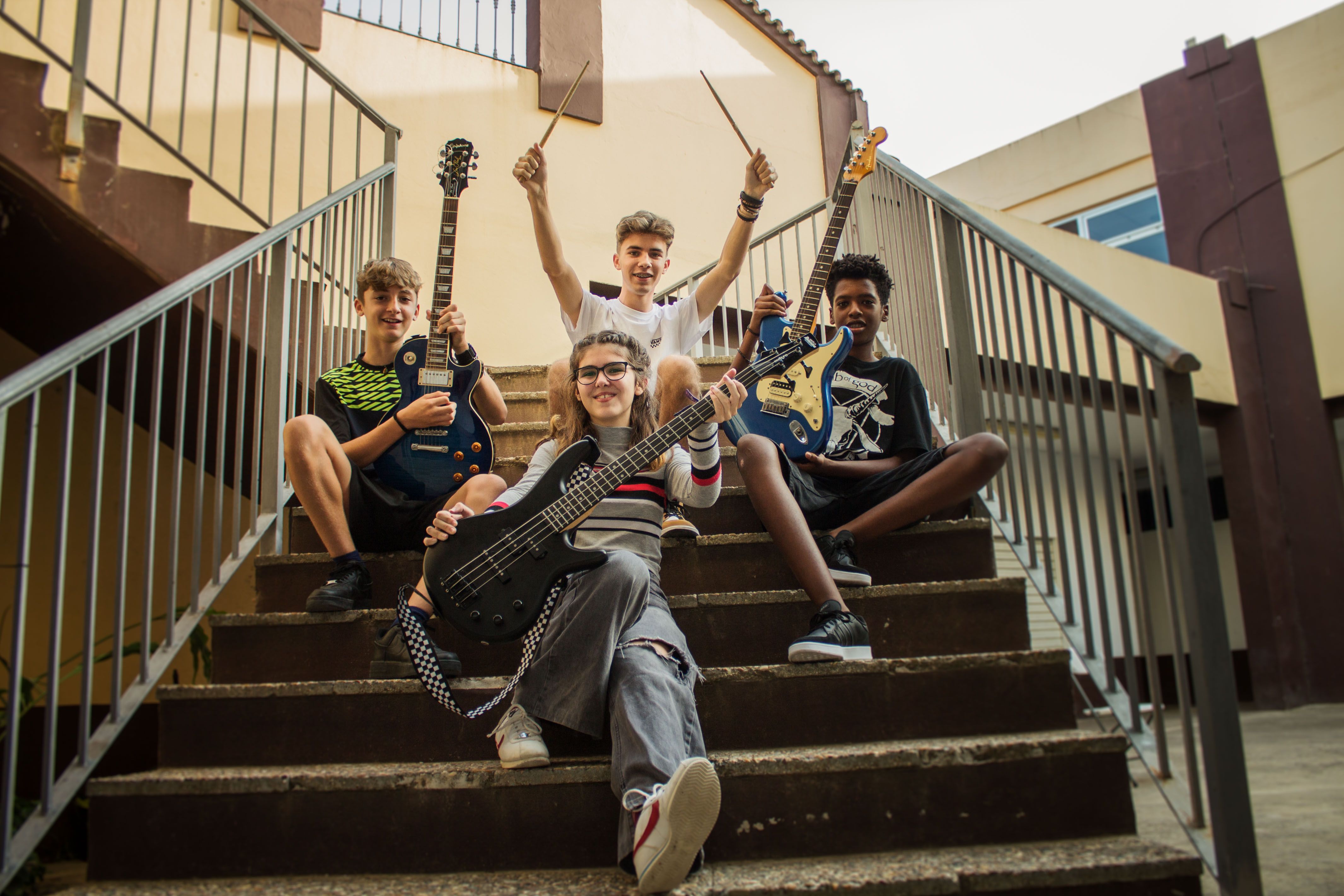 Mar, Asier, Mario y Daniel forman esta banda adolescente que versiona a leyendas del rock en Puerto Real.