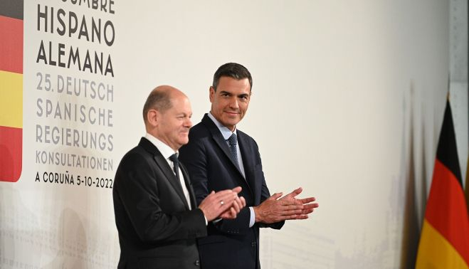 El canciller alemán, Olaf Scholz, y el presidente español Pedro Sánchez. MONCLOA