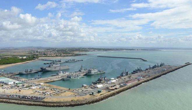 Muelles de la Base de Rota. ARMADA