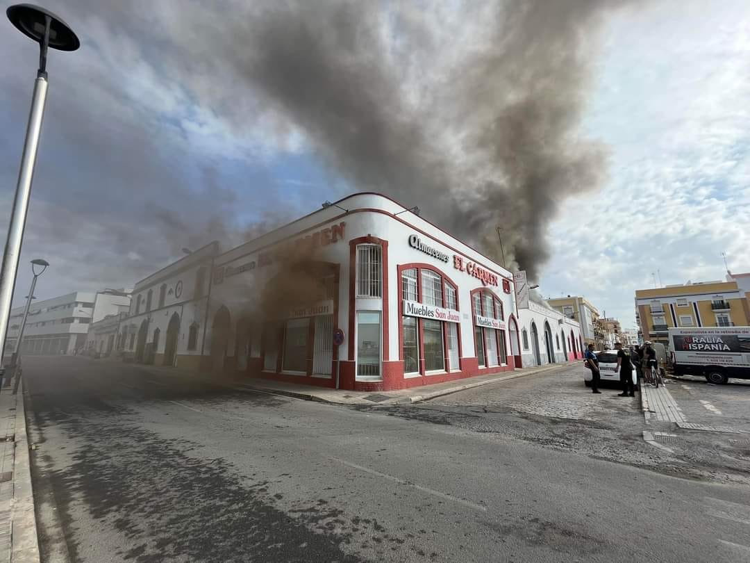 Humo en esta nave comercial.