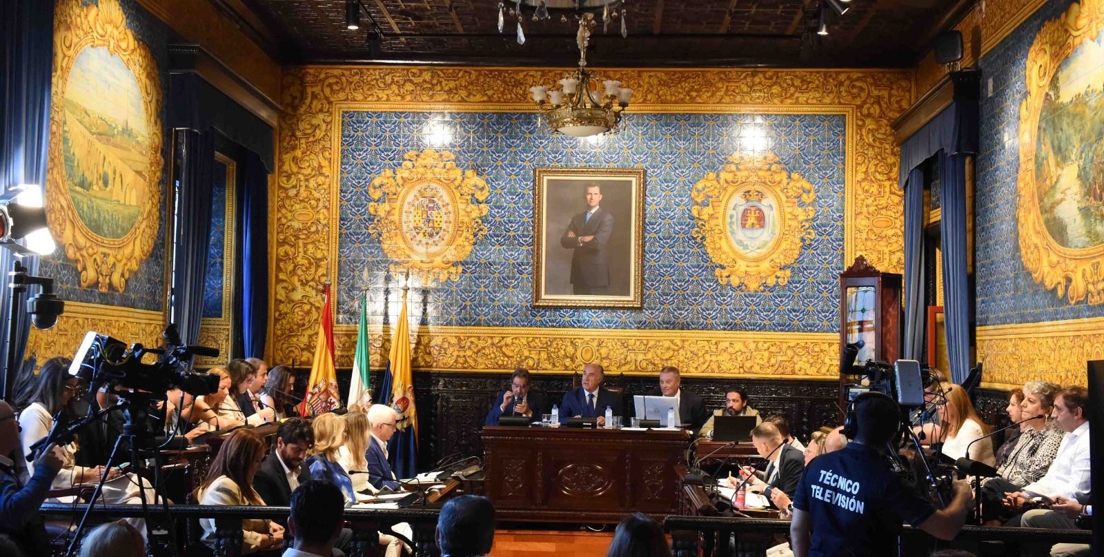 Un momento del pleno municipal de Algeciras, el pasado septiembre, presidido por el alcalde Landaluce.