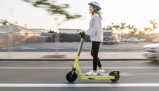 Patinete de Superpedestrian, compañía que opera en 60 ciudades de 11 países