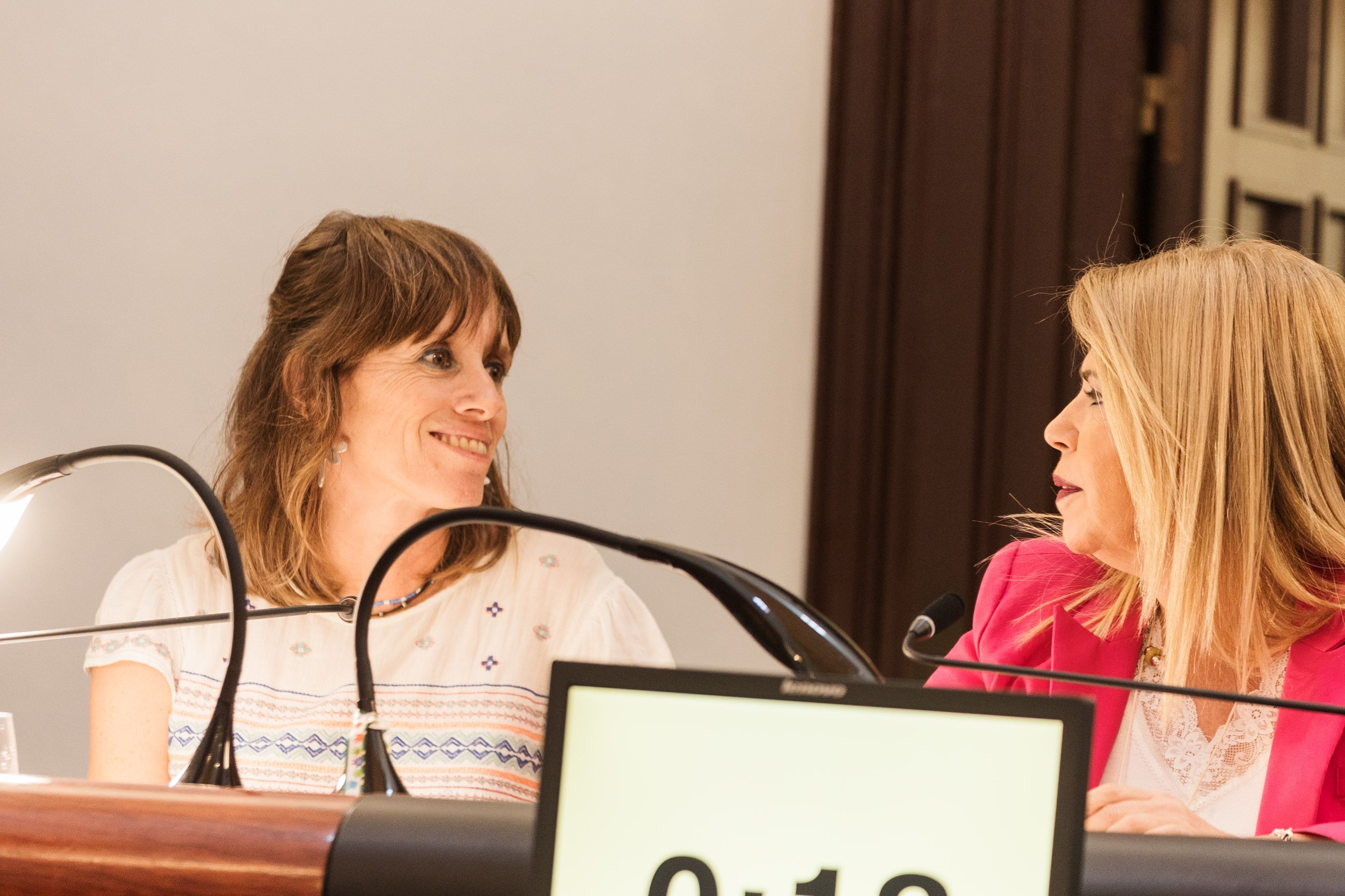 El PP acusa al PSOE de ser “una máquina de perder fondos y oportunidades” para Jerez. En la imagen, Laura Álvarez Mamen Sánchez, en un pleno antes del cambio de gobierno. El PP acusa al PSOE de ser “una máquina de perder fondos y oportunidades” para Jerez. En la imagen, Laura Álvarez Mamen Sánchez, en un pleno antes del cambio de gobierno.