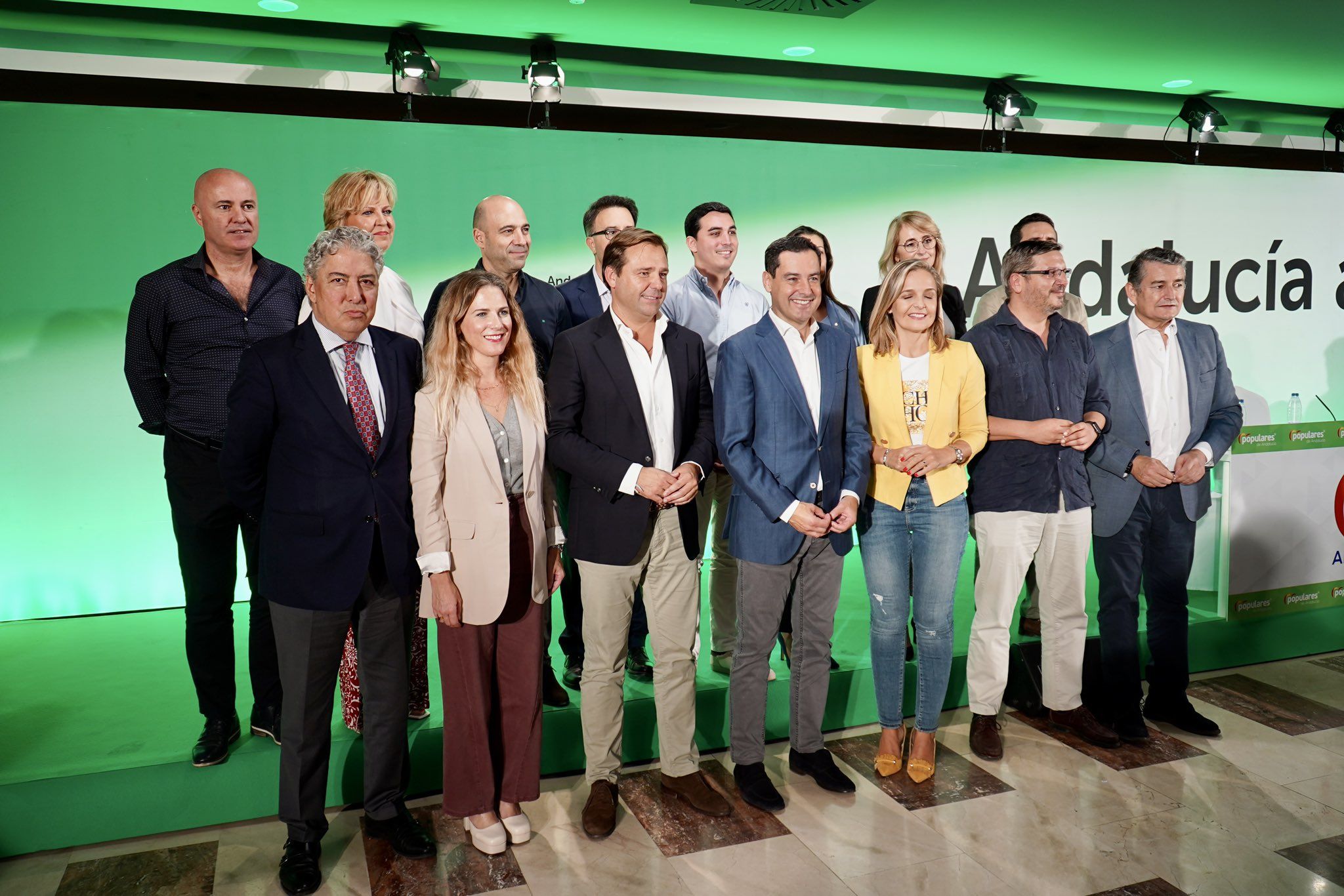 Moreno, con Sanz y Mestre, presentó el nuevo organigrama del PP andaluz. POPULARES