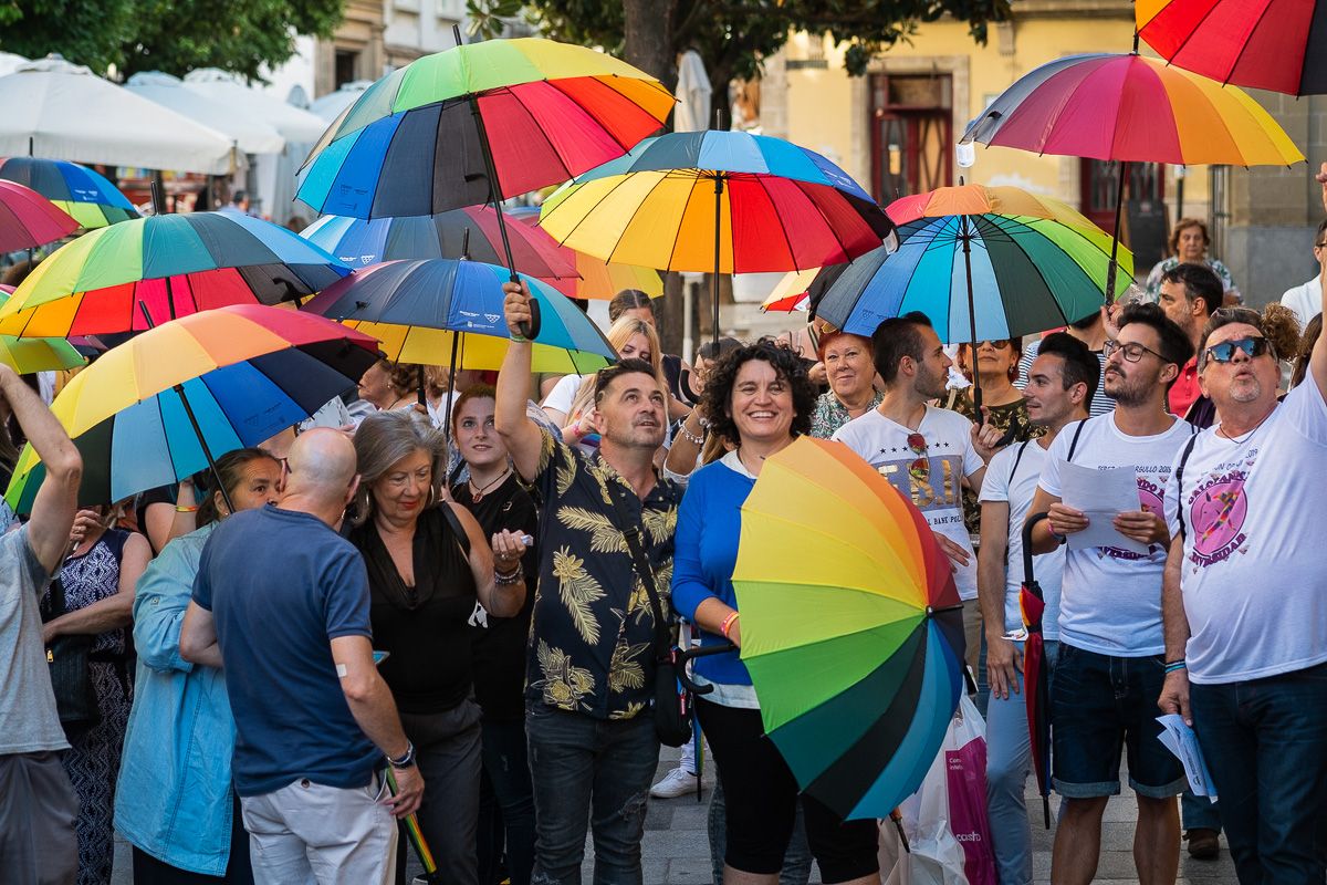 Las denuncias por agresiones a personas LGTBI suben entre menores de 30 años de Cádiz. En la imagen, Día del orgullo LGTBI en Jerez. 