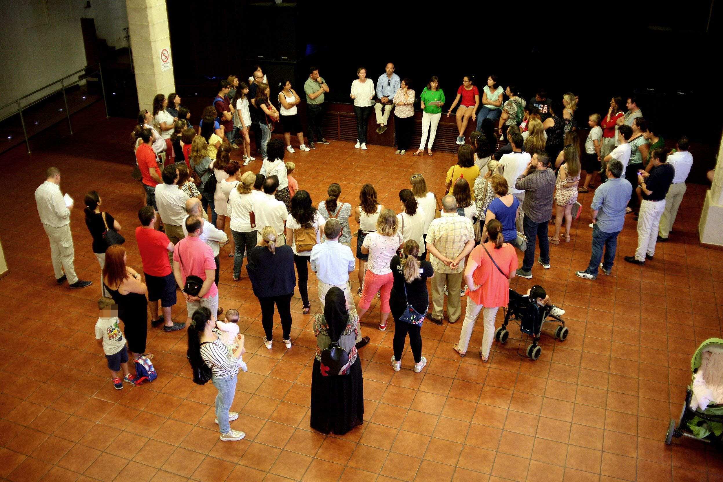 Arranque de las 'Vacaciones en Paúl', en el espacio polivalente de este equipamiento municipal.