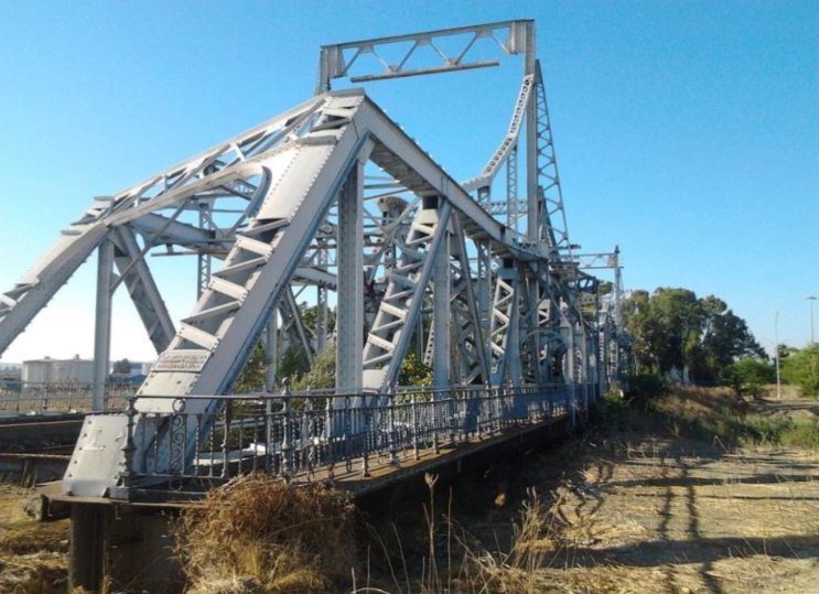 El Puente de Hierro en riesgo.