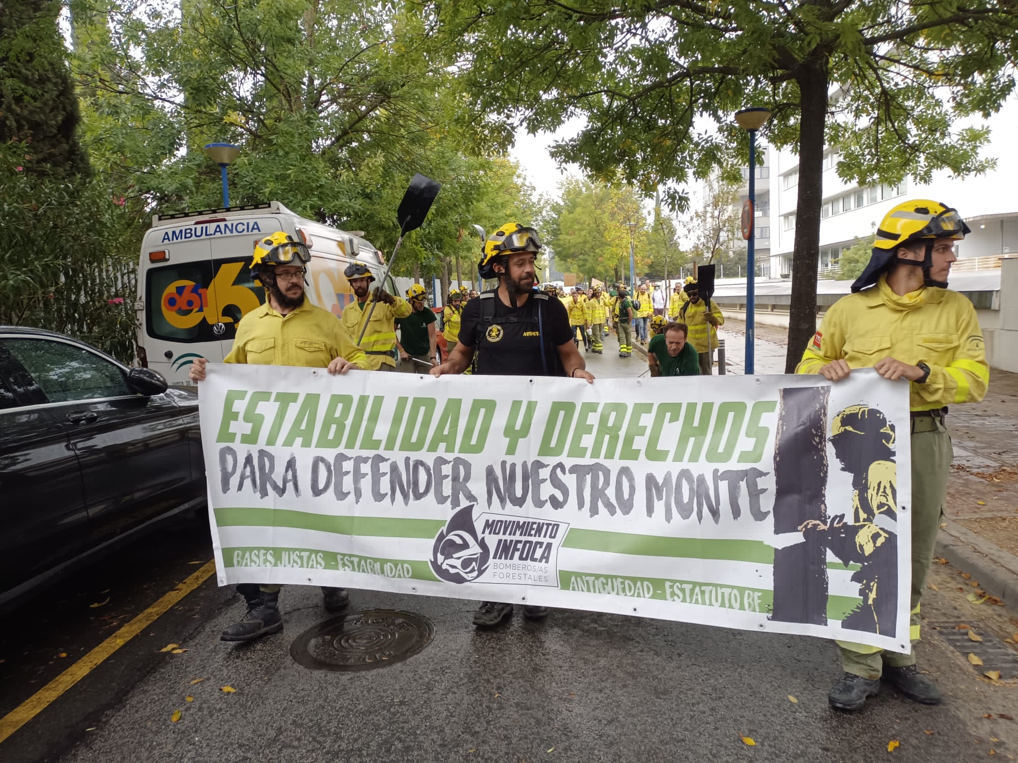 Movilización de los bomberos del Infoca.