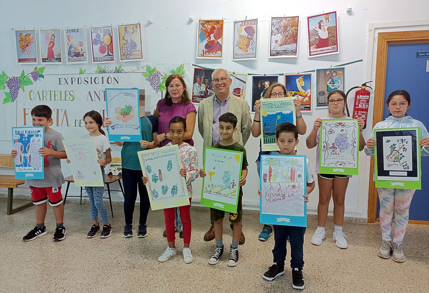 Juan Antonio Cabello, delegado municipal de Educación, ha felicitado al centro por esta iniciativa “que trasciende de los muros del colegio".