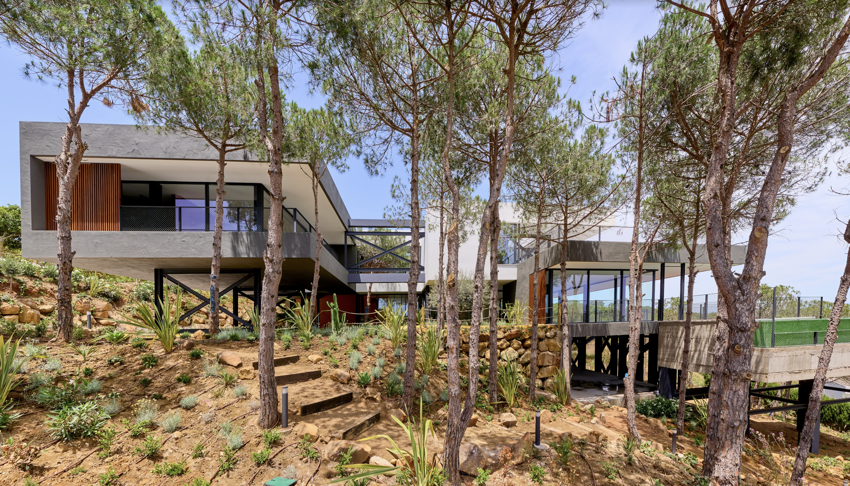 Villa Calle Grazalema, la casa de lujo en Sotogrande que ha ganado el Premio Andalucía de Arquitectura.