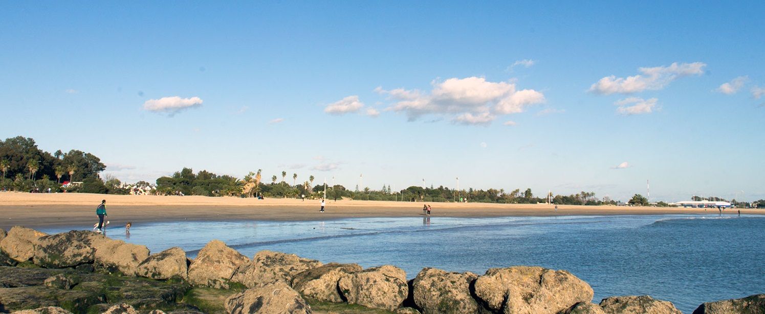 Playa portuense de la Puntilla, en una imagen de Turismo de El Puerto.
