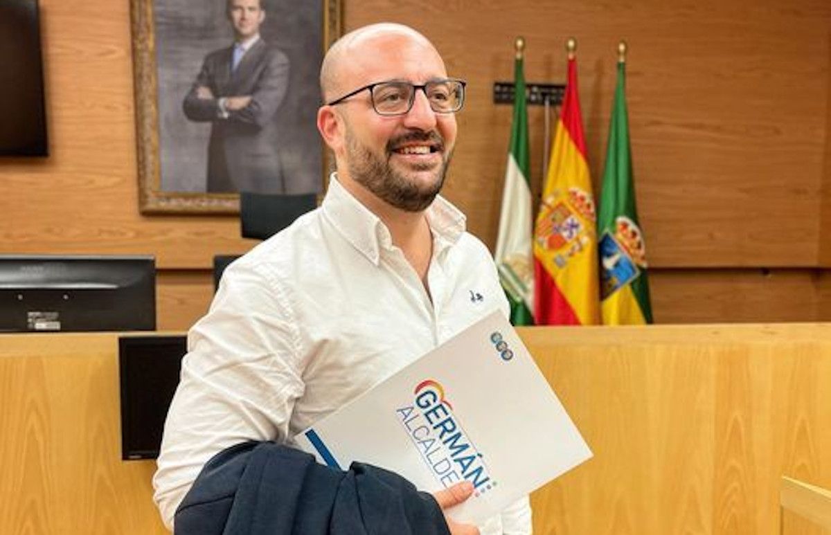 El alcalde Germán Beardo, tras la aprobación del presupuesto municipal en El Puerto.