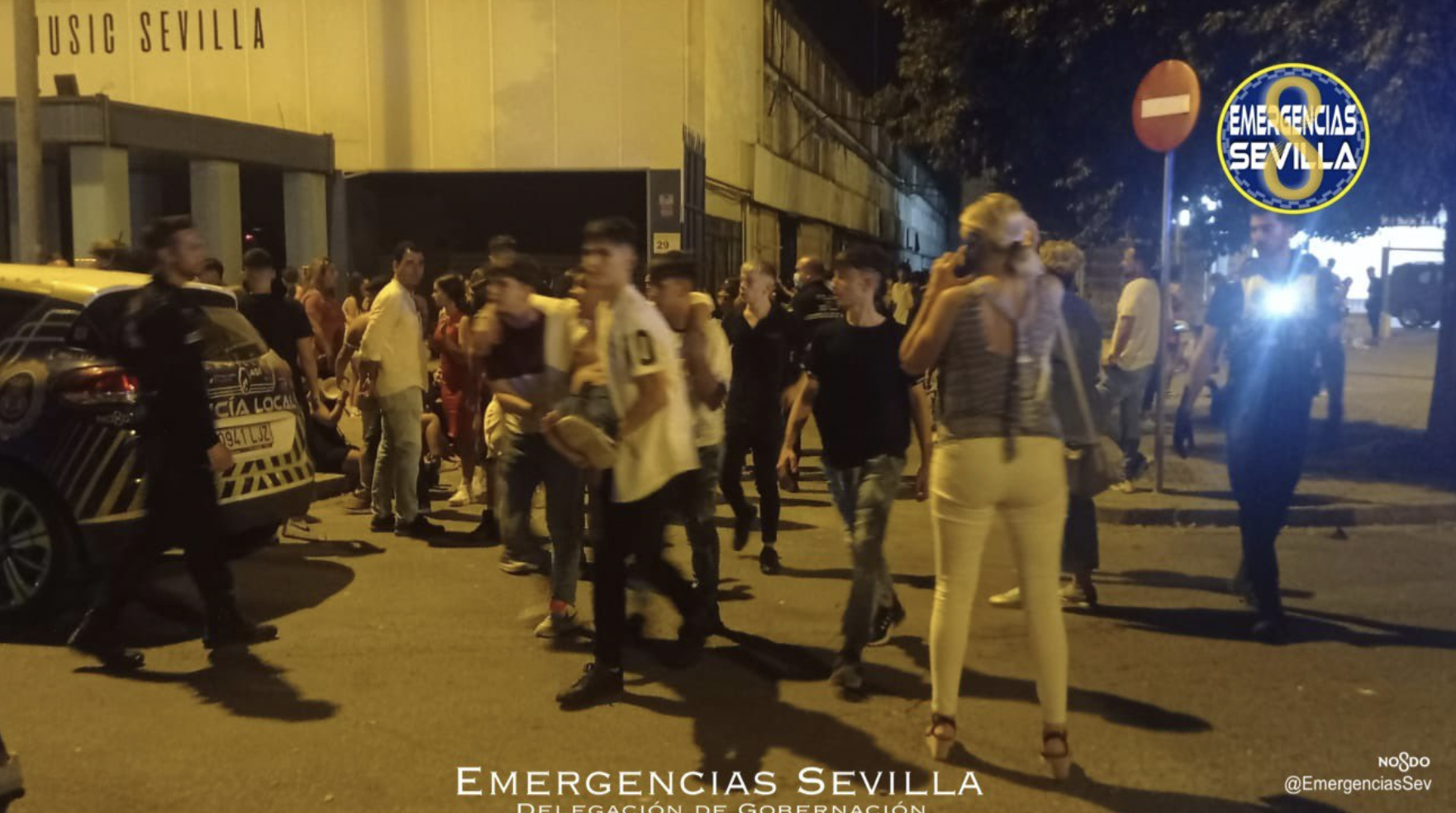 Desalojada una fiesta de Halloween con menores en una discoteca de Sevilla: crisis de ansiedad y desmayos.