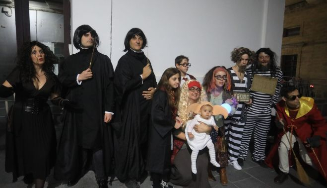 No faltaron los disfraces de miedo.