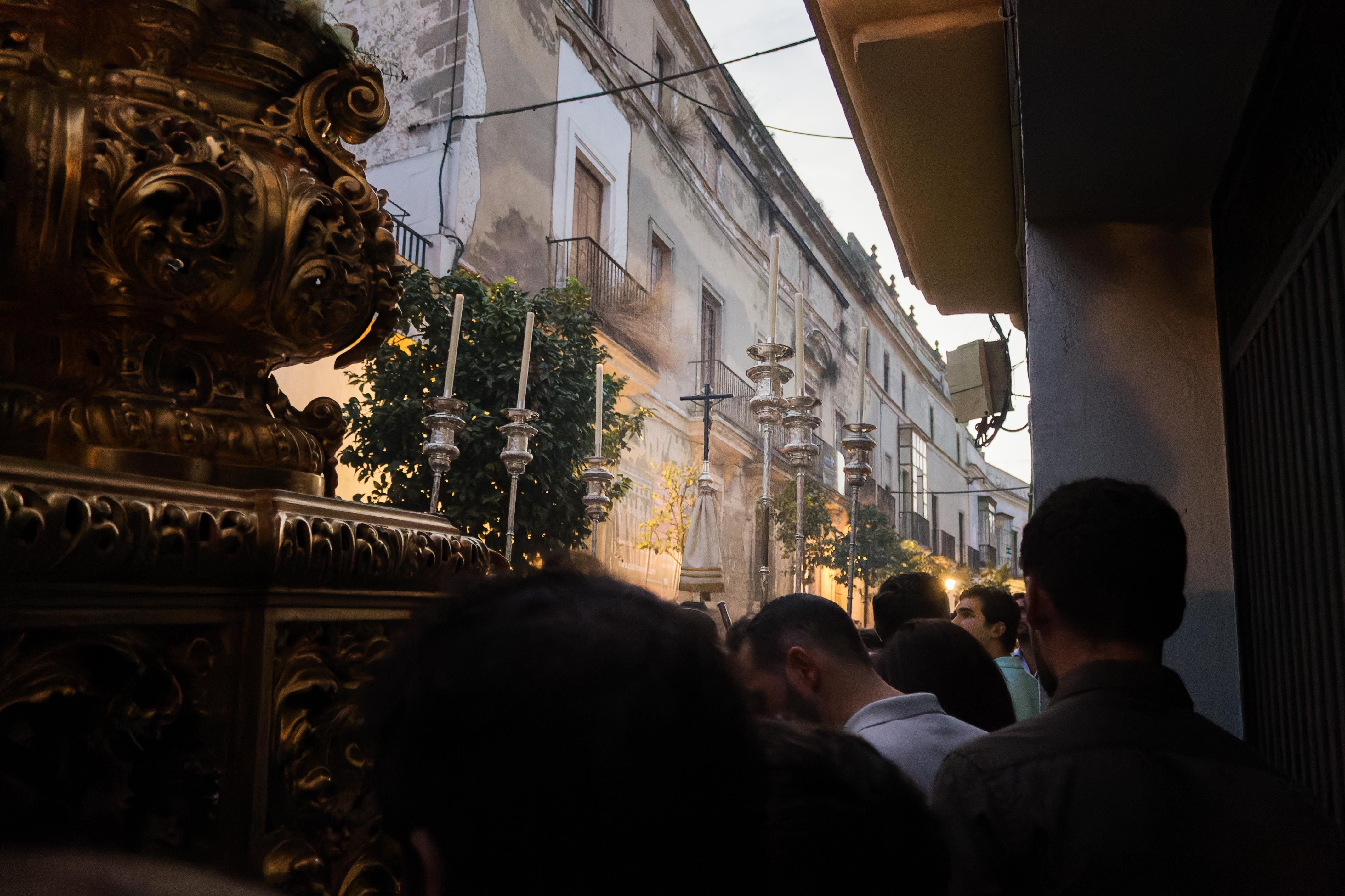 Pasando por la calle Barja. 