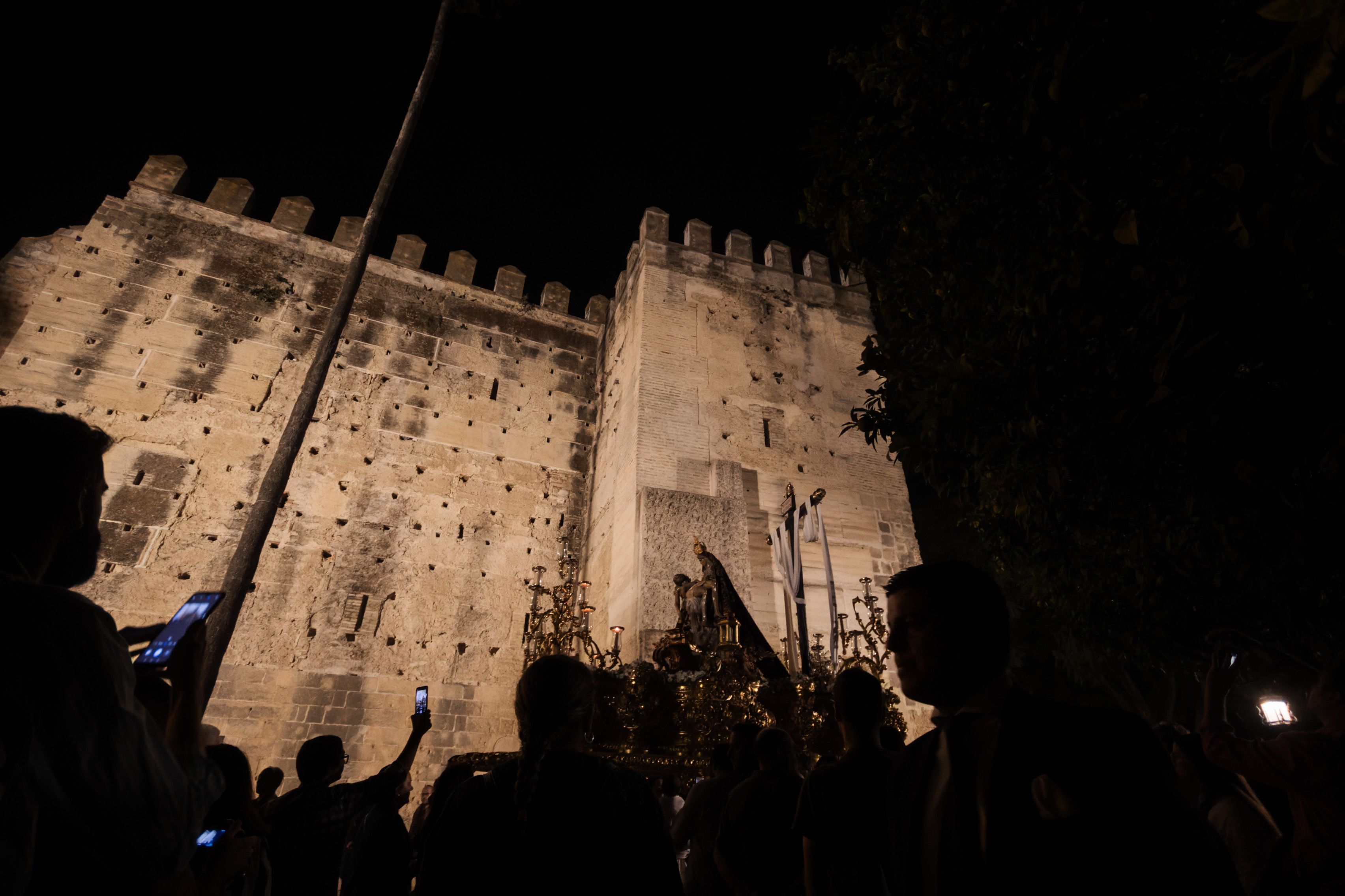 Los obispos del sur se plantean poner coto a las procesiones extraordinarias. 