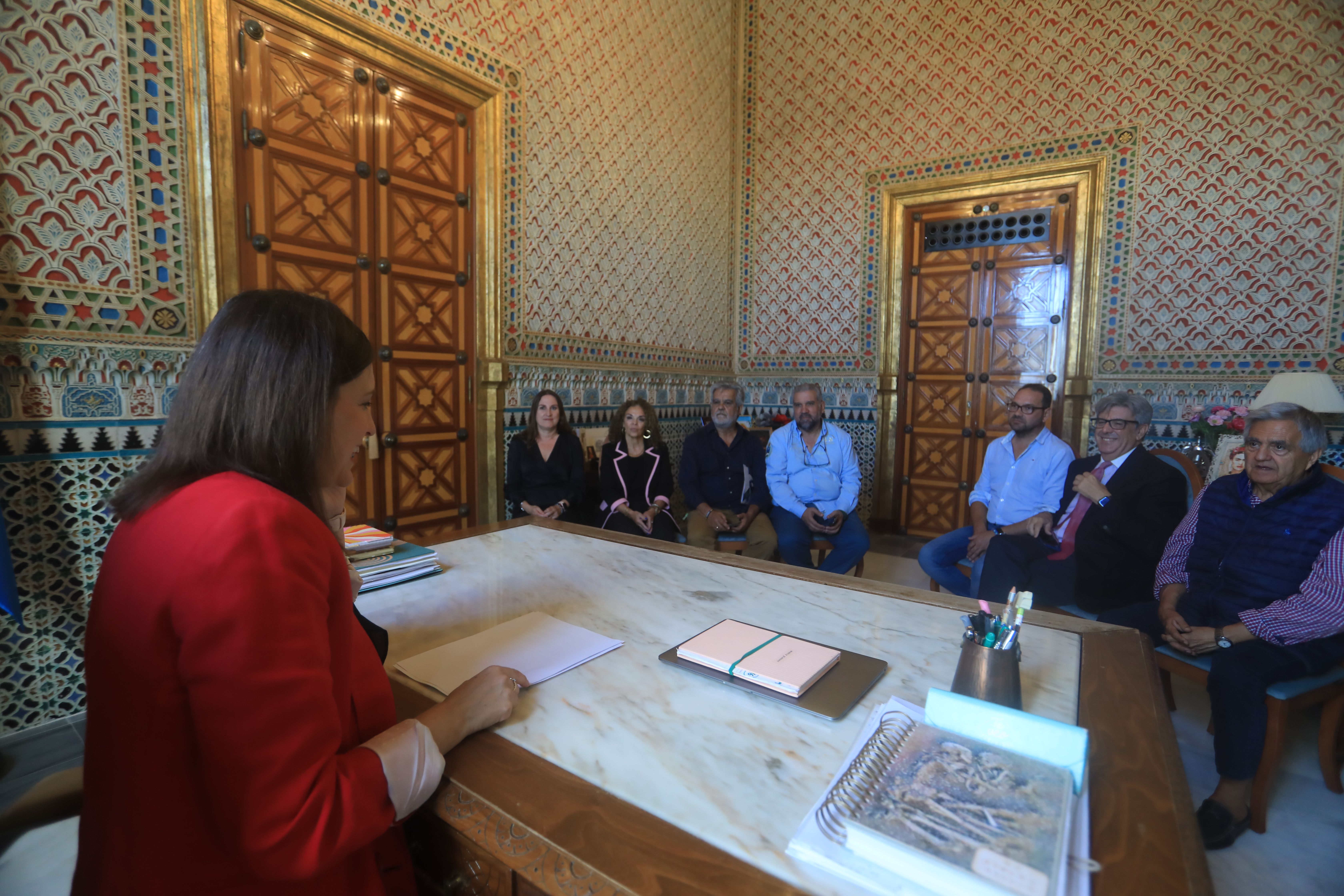 Patricia Cavada, alcaldesa de La Isla, antes de los nombramientos de los Reyes Magos.