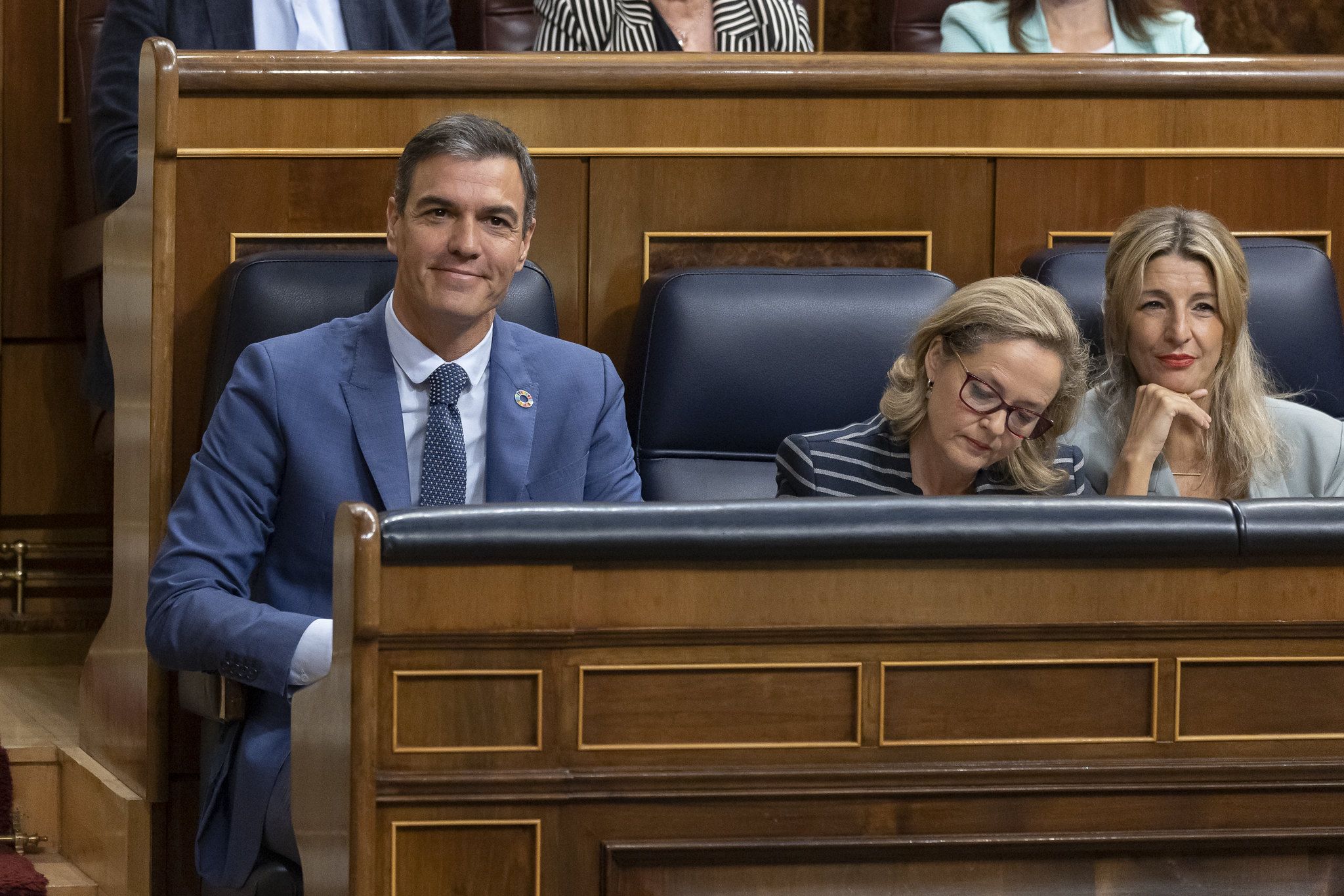 Pedro Sánchez, Nadia Calviño y Yolanda Díaz, esta semana en el Congreso, donde se ha debatido sobre el nuevo impuesto a la banca.