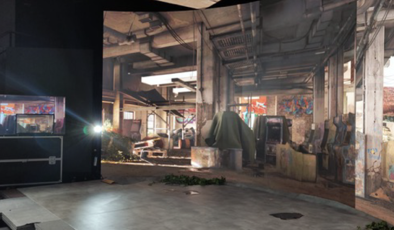 La productora 16 Escalones ha instalado el primer plató fijo multicámara de España.