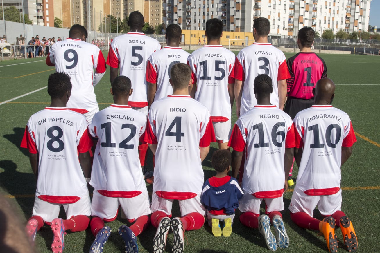 Alma de África recibe un galardón  de la Real Federación Andaluza de Fútbol FOTO: Cedida por Alma de África