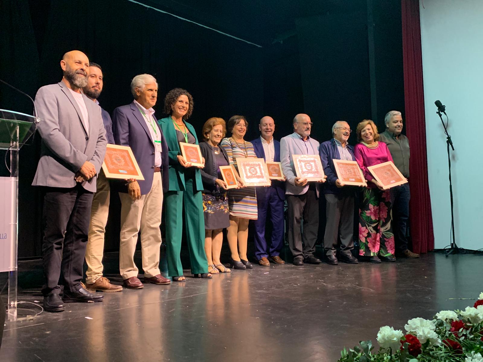 Premiados por los ateneos de Andalucía en El Cuervo.