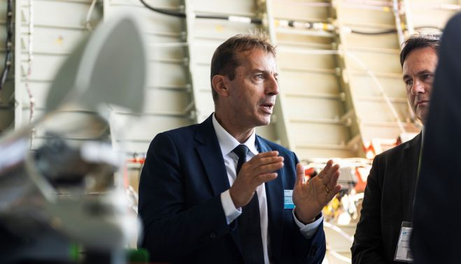 Guillaume Faury, CEO de la compañía. Airbus 2022 Maximilian Thum - Schwarzbild