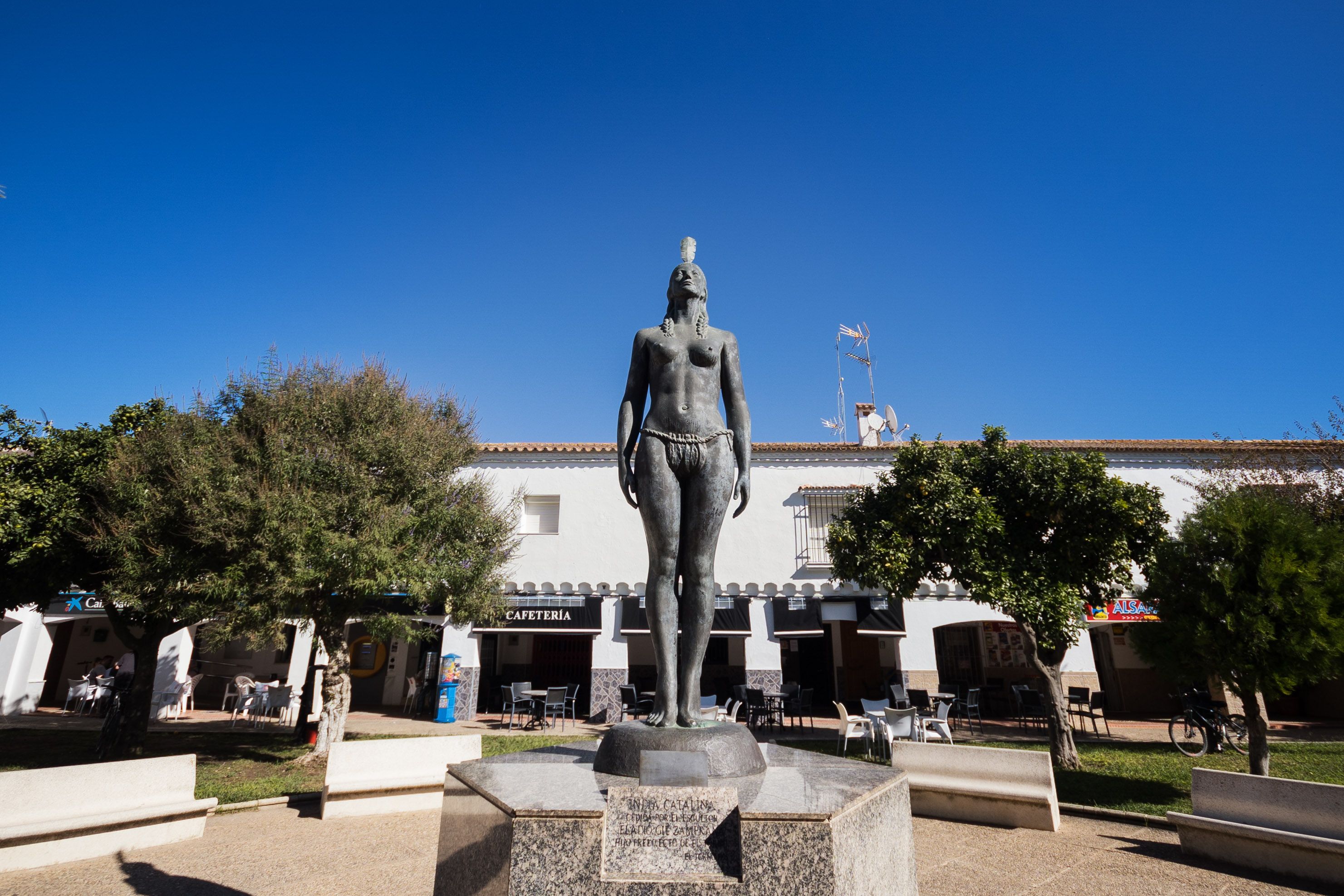 Imagen de la plaza principal de El Torno.