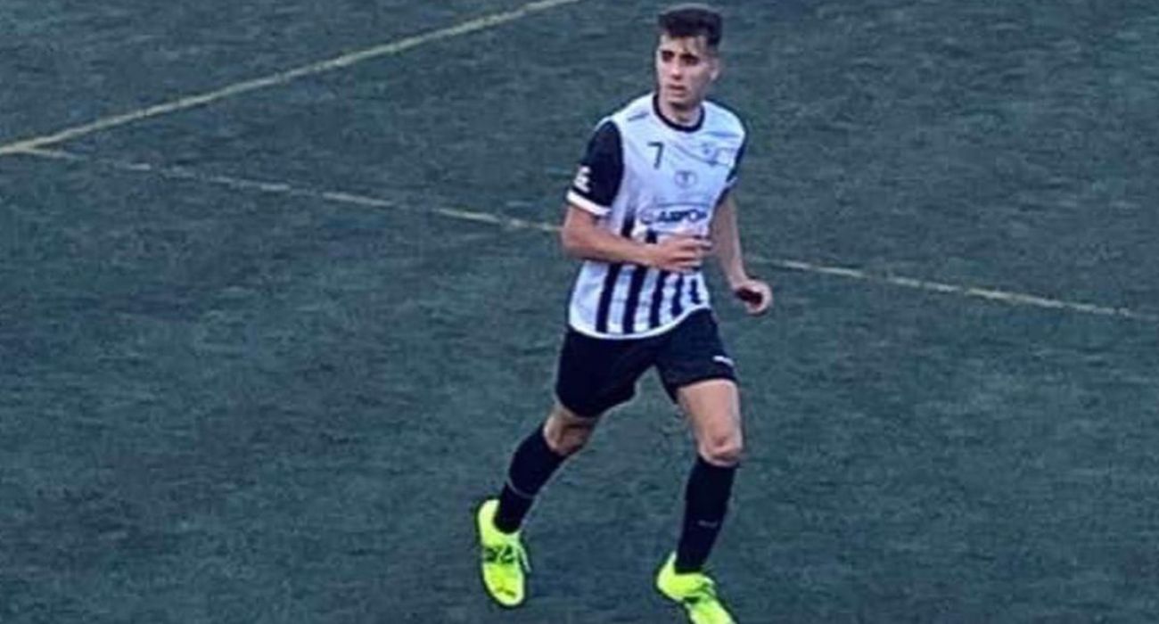 Ezequiel Gómez, joven futbolista de Málaga que ha fallecido a los 20 años. Ezequiel Gómez, joven futbolista de Málaga que ha fallecido a los 20 años.