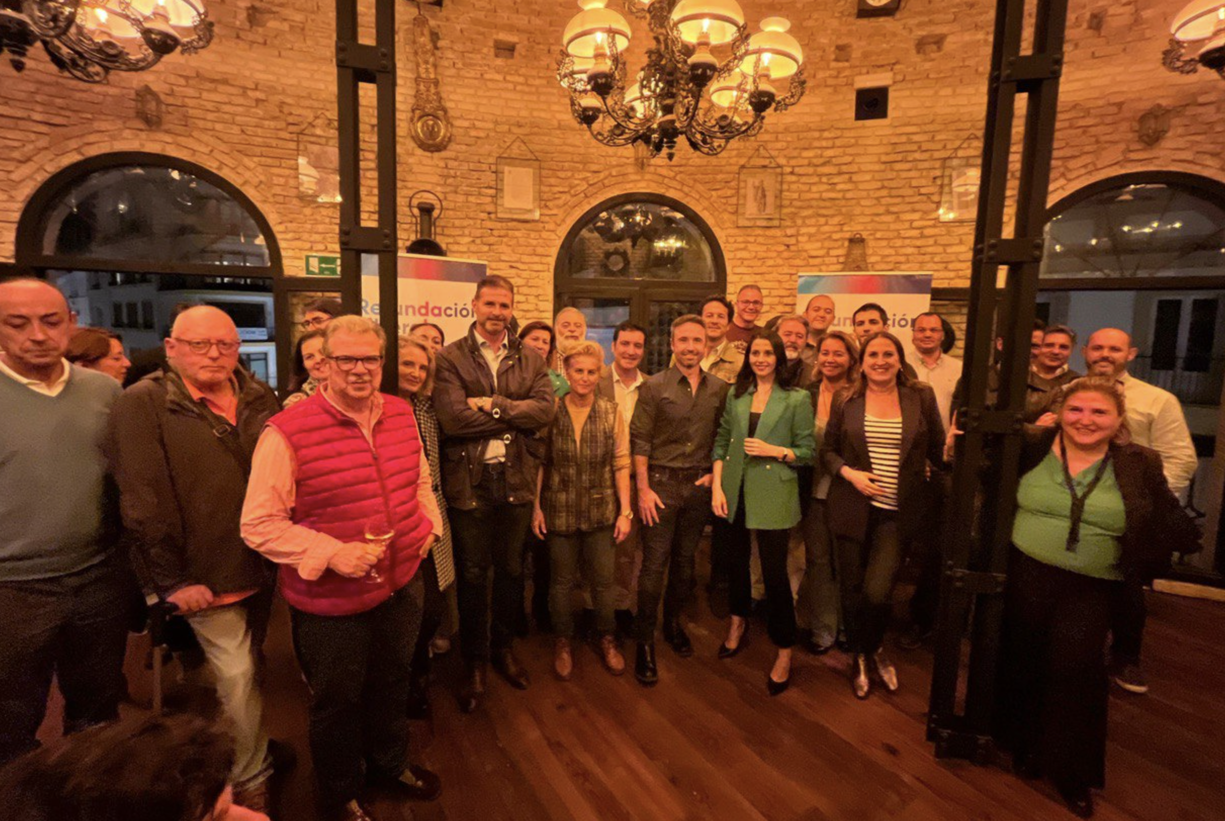 Arrimadas 'vende' refundación en Jerez, pero se va sin candidato a la Alcaldía en 2023. En la imagen, acto en el Gallo Azul.