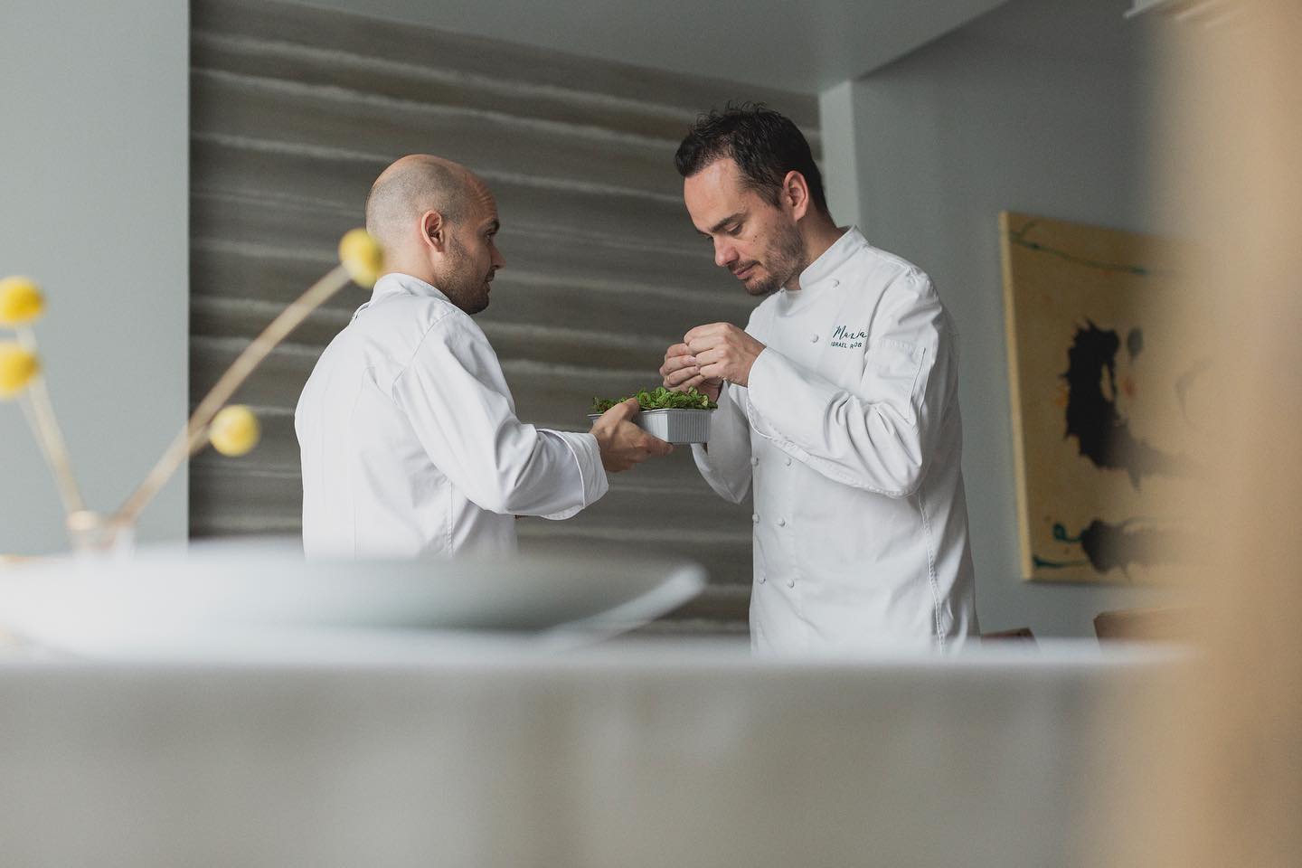 El cocinero jerezano Israel Ramos, estrella Michelin, se hace con el restaurante El Bosque. En la imagen, Ramos en Mantúa.
