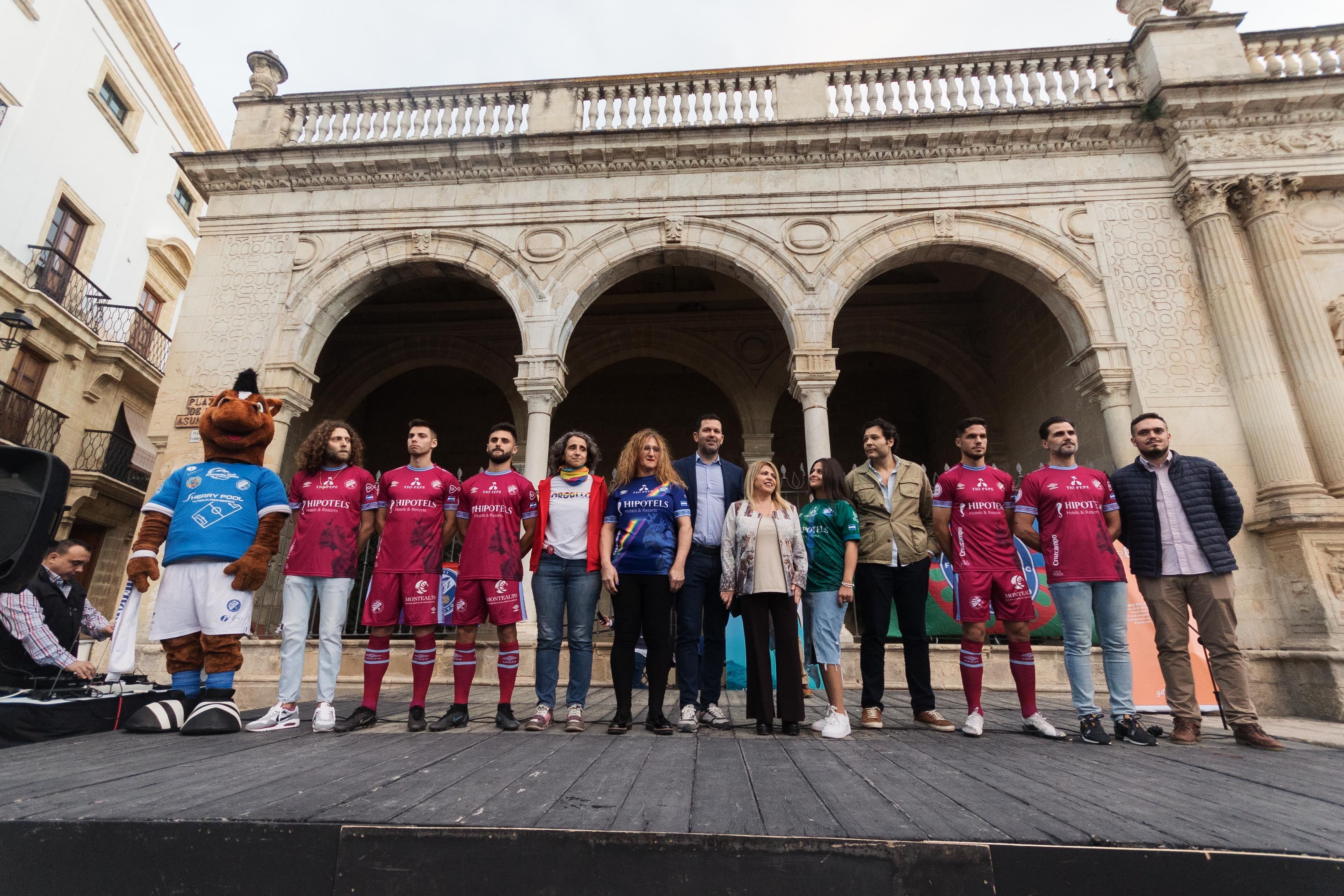 Presentación de las nuevas equipaciones del Xerez Deportivo F.C.